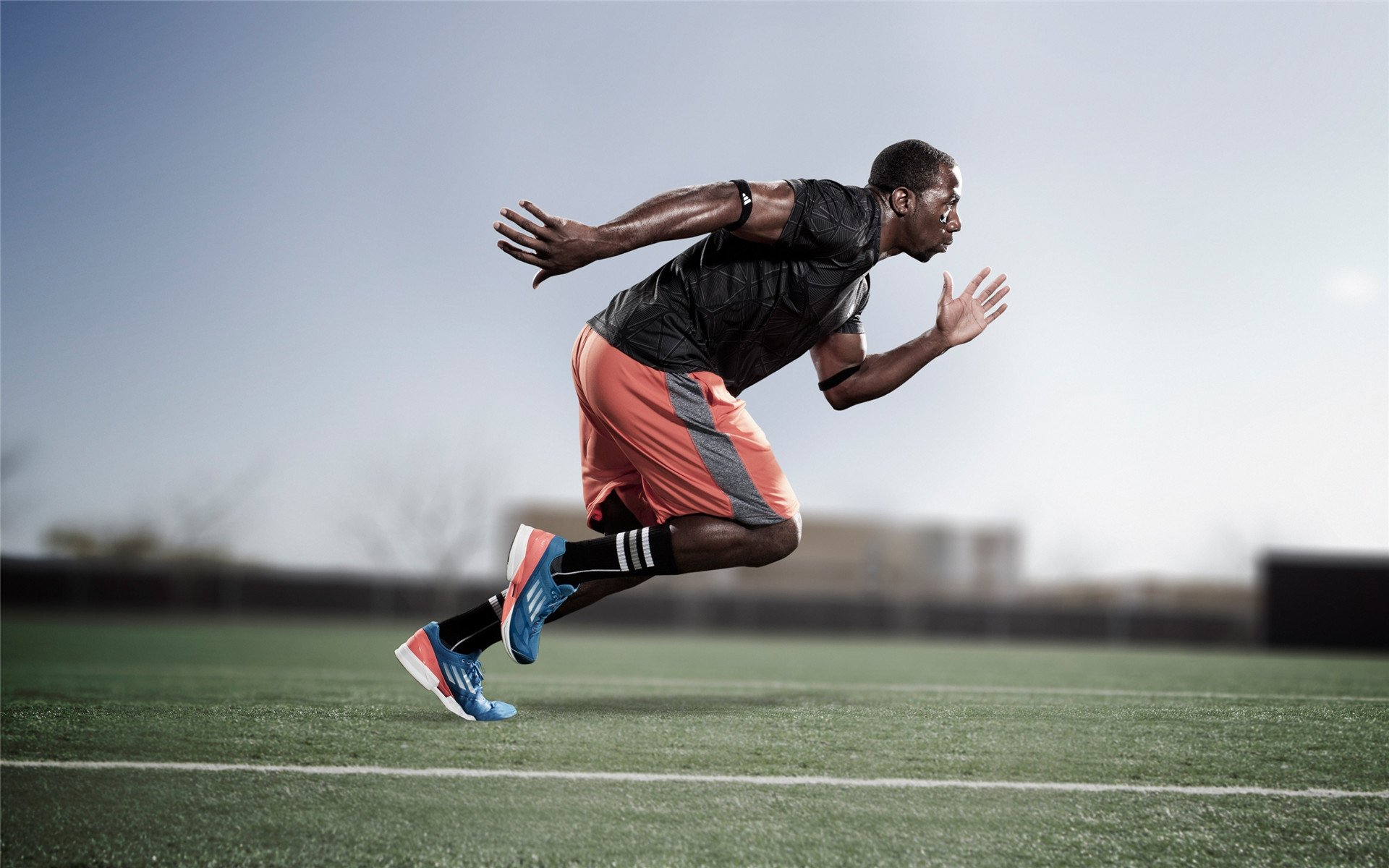 字母哥在法国队比赛中出色防守,大胜引发热议!