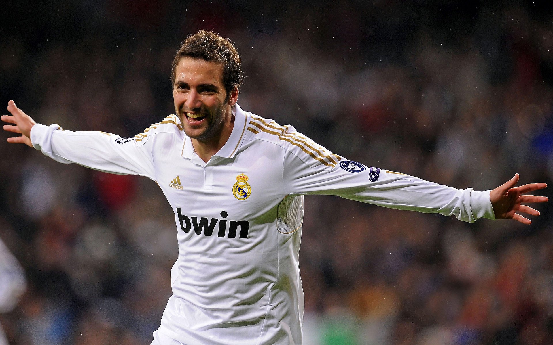 皇家马德里观众热烈欢呼！，Karsa迎来七赛季出色发挥引发球迷热议